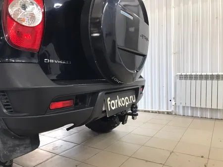 Фаркоп Oris для Chevrolet Niva 2002-2020 1230-EN в Барнаул