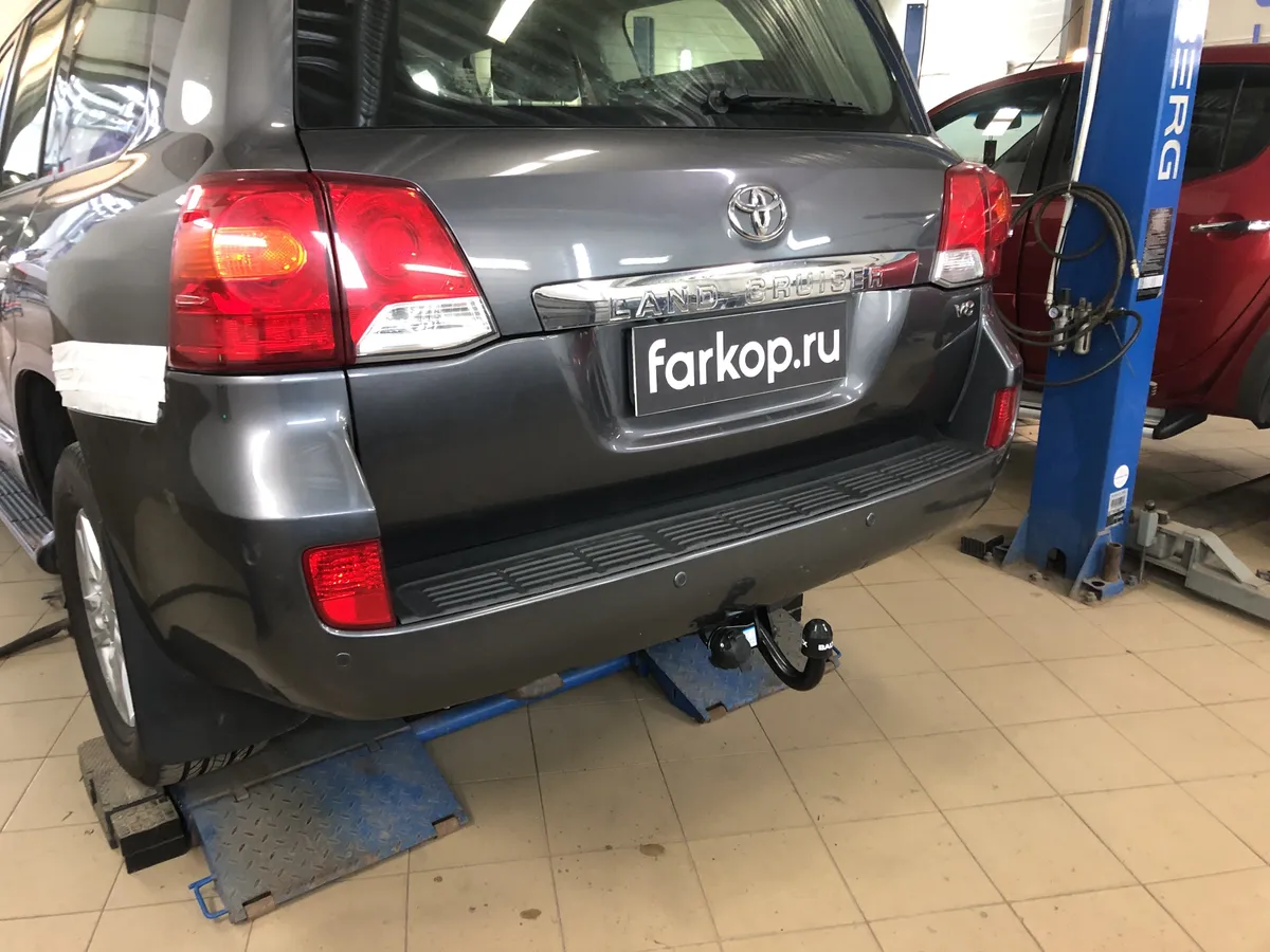 Фаркоп Baltex для Toyota Land Cruiser J200 2007-2021 249485 в Барнаул