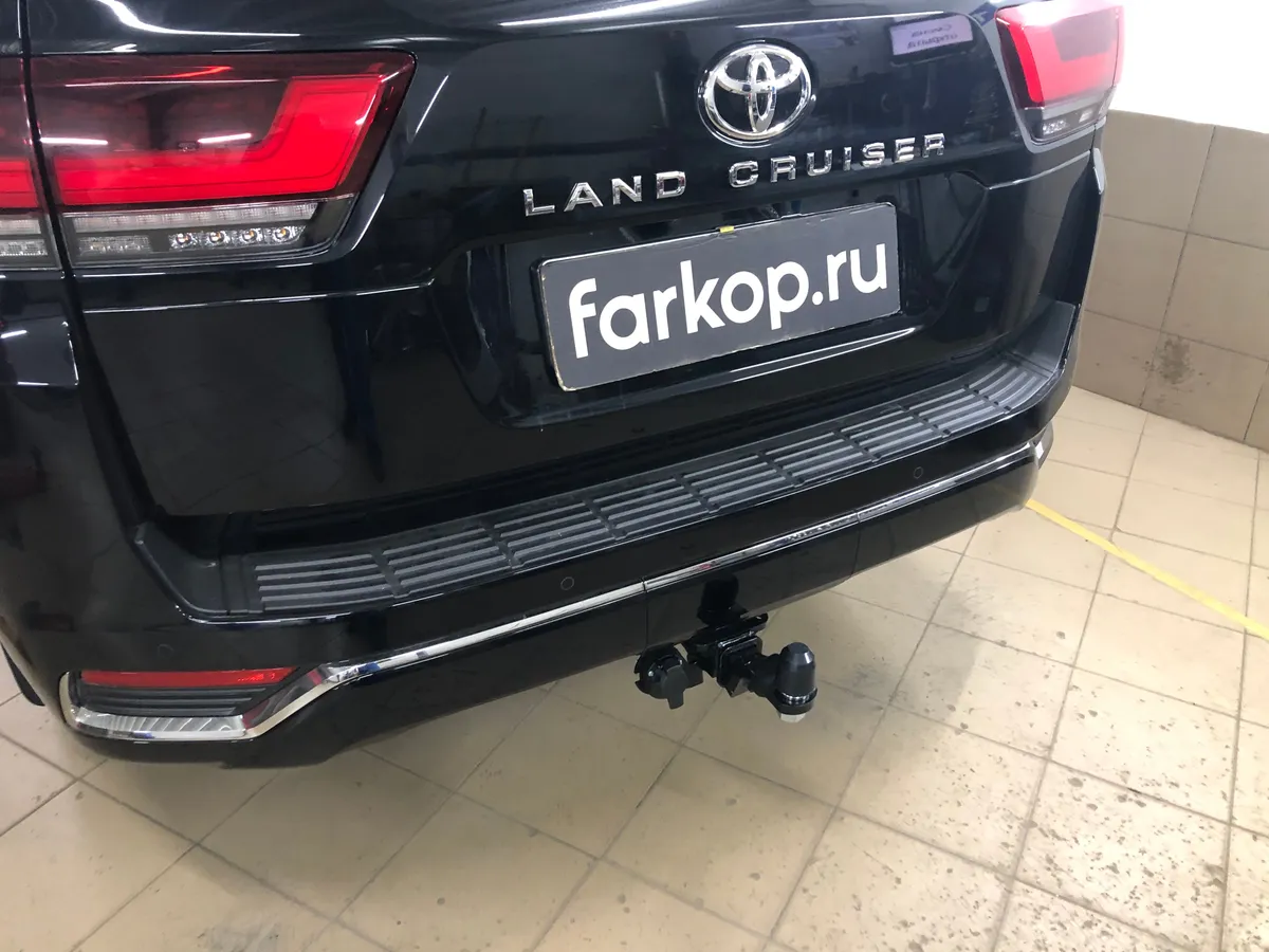 Фаркоп TowRus для Toyota Land Cruiser J300 2021- 249506 в Барнаул