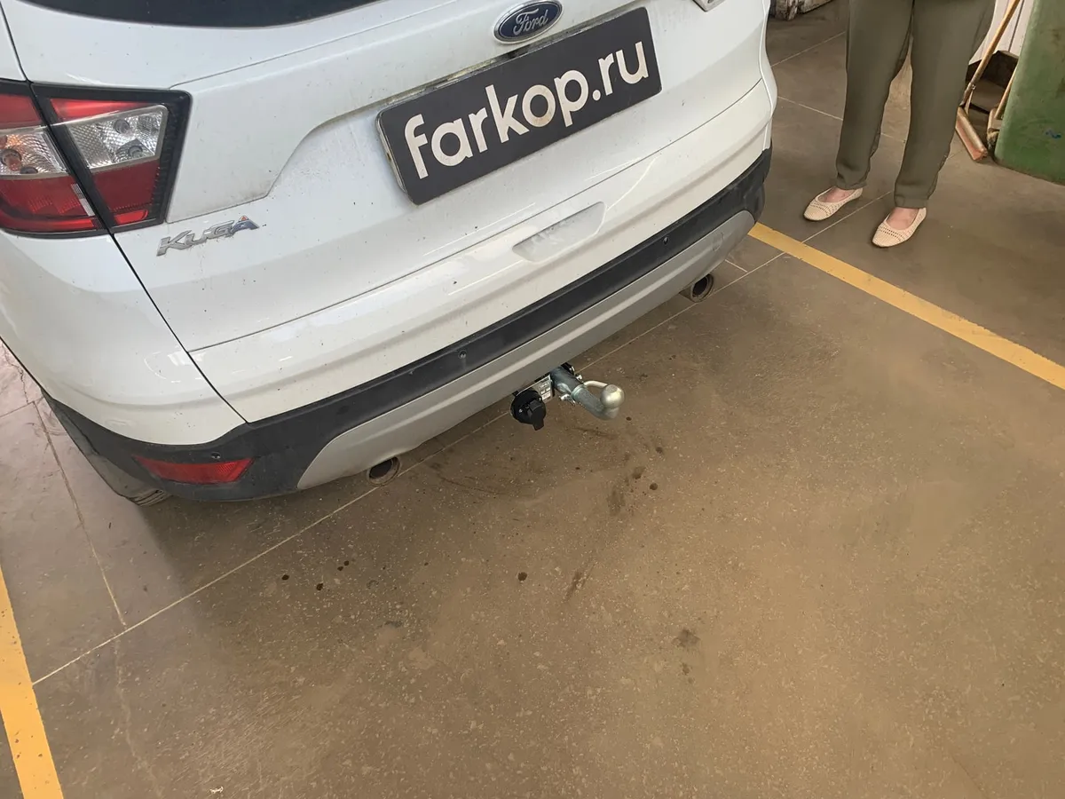 Фаркоп Лидер Плюс для Ford Kuga 2013-2019  F120-BA в Барнаул