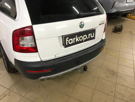 Фаркоп Galia для Skoda Octavia (лифтбек, универсал, вкл. Scout) 2005-2013 S086A в Барнаул