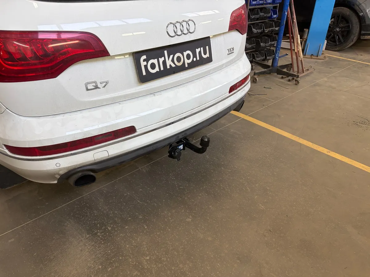 Фаркоп Berg для Audi Q7 2006-2015 F.5813.001 в Барнаул