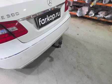 Фаркоп Steinhof для Mercedes E-class (седан) 2009-2016 Арт. M-118 M-118 в Барнаул