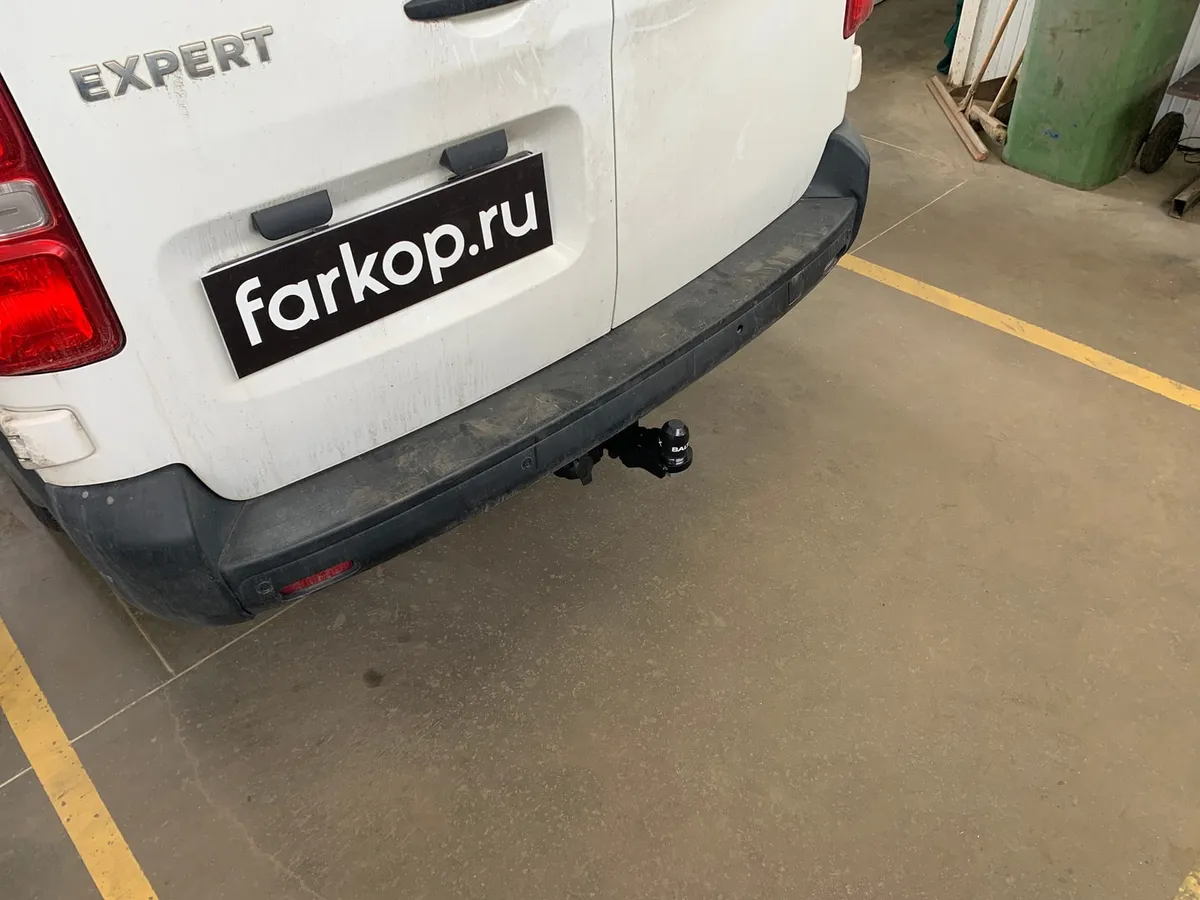 Фаркоп TowRus для Peugeot Expert 2016- 079130 в Барнаул