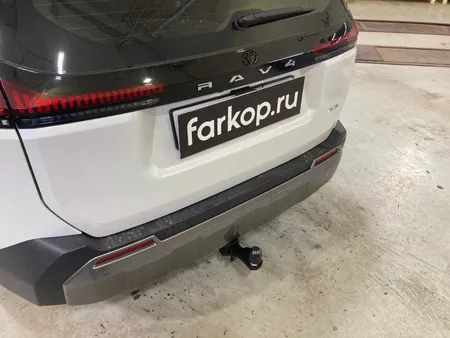 Фаркоп Berg для Toyota RAV4 2025- F.5717.002 в Барнаул