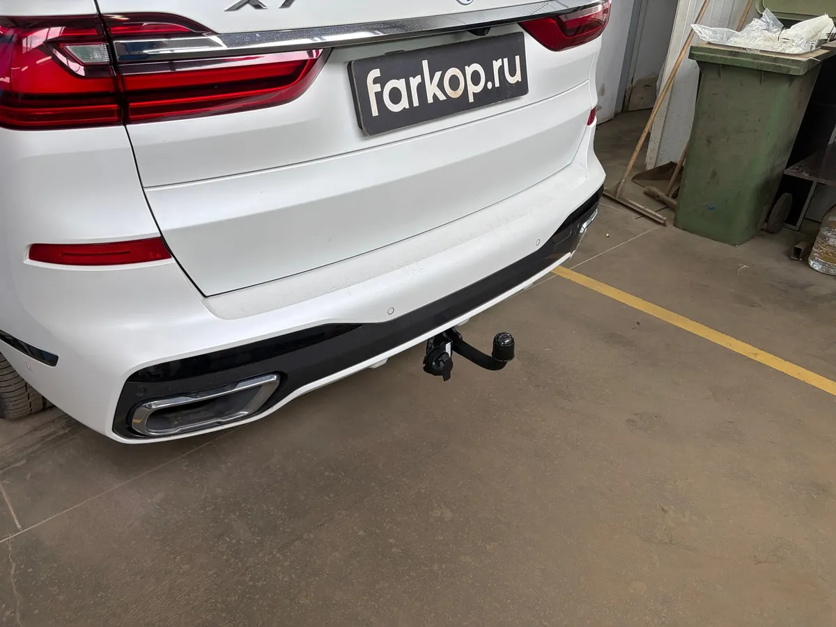 Фаркоп Steinhof для BMW X7 2019- B-088 в Барнаул
