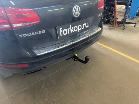 Фаркоп Berg для Volkswagen Touareg 2010-2018 F.5813.003 в Барнаул