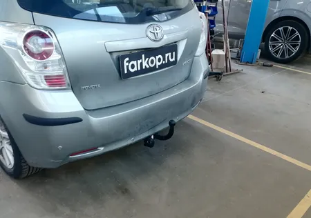 Фаркоп Steinhof для Toyota Verso 2009-2012 Арт. T-210 T-210 в Барнаул