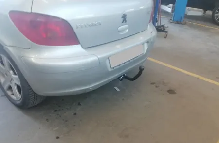 Фаркоп Лидер плюс для Peugeot 307 (хетчбек) 2001-2008 P106-A в Барнаул