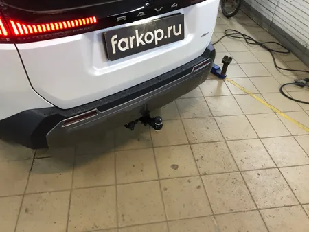 Фаркоп TowRus для Toyota RAV4 2025- 229420 в Барнаул