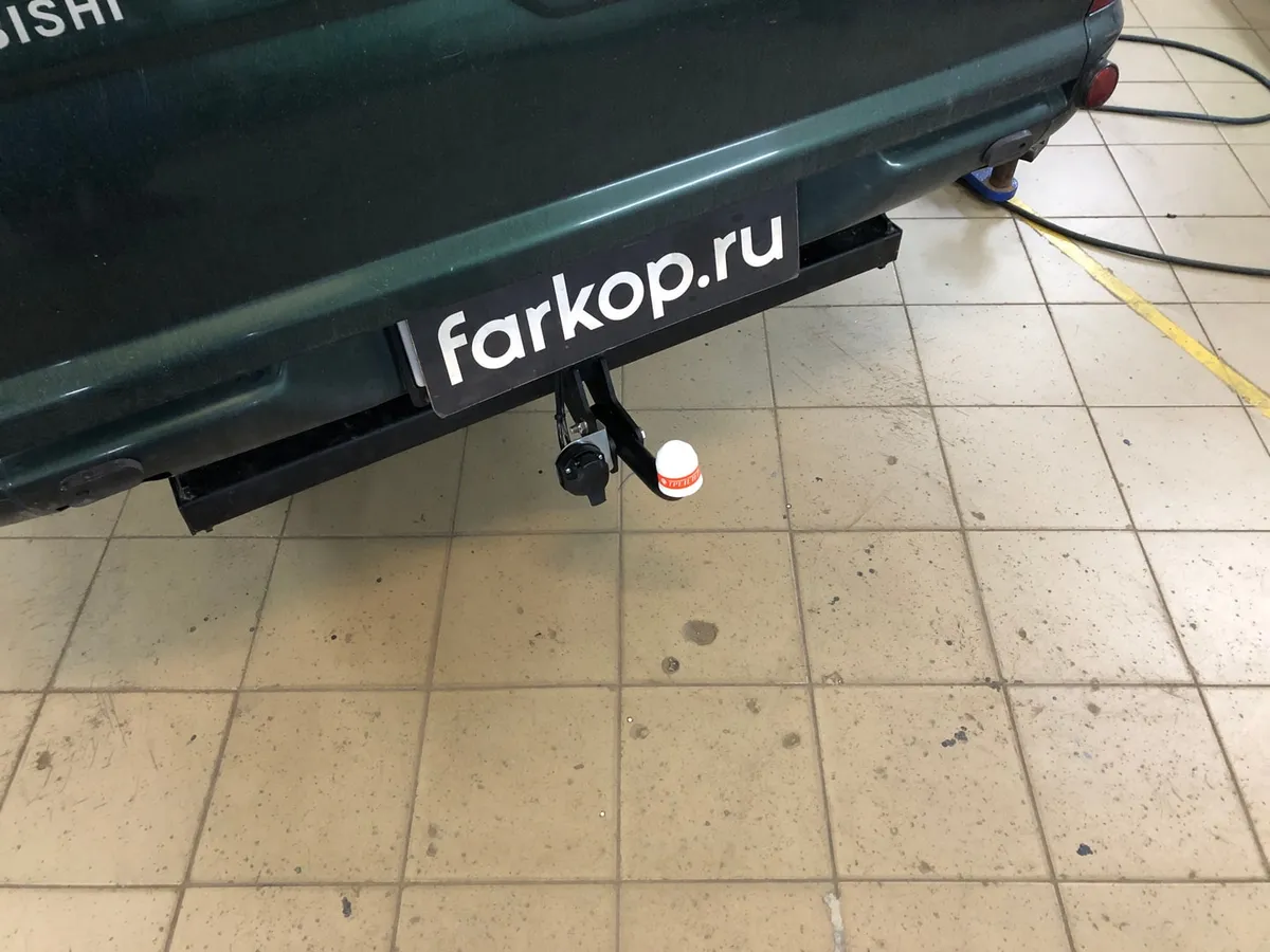 Фаркоп Трейлер для Mitsubishi L200 1996-2006 7115 в Барнаул