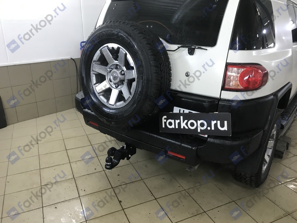 Установили фаркоп Baltex для Toyota FJ Cruiser 2022 г.в.