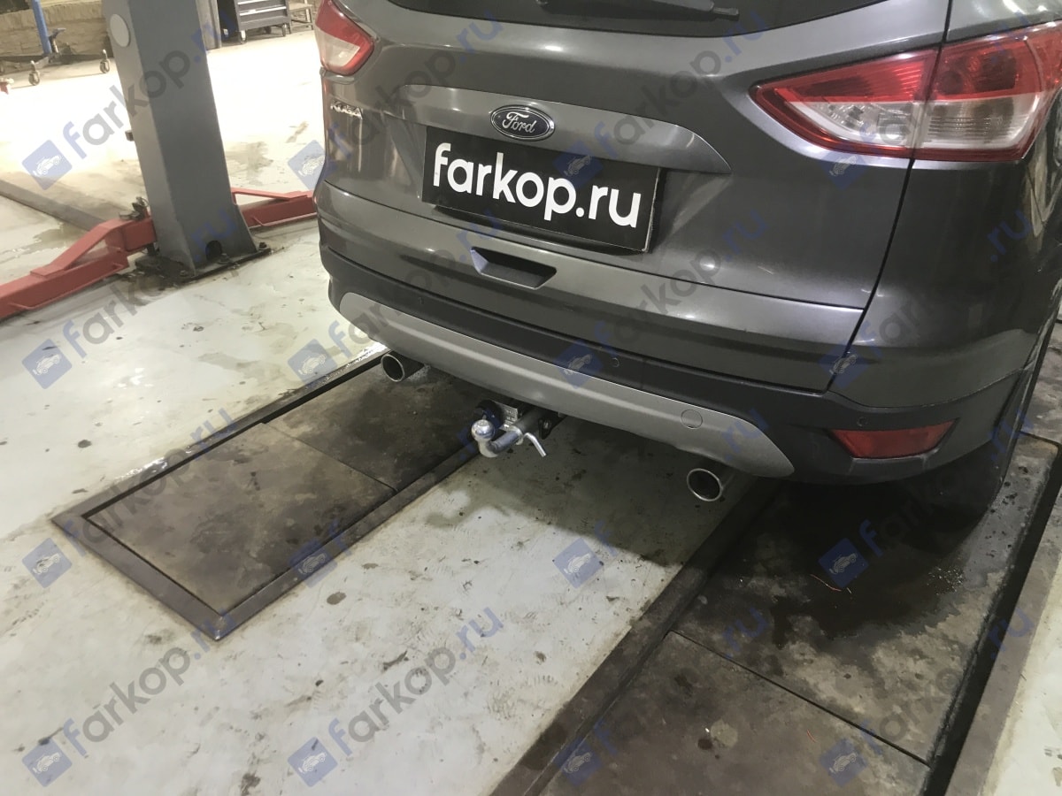 Установили фаркоп Лидер Плюс для Ford Kuga 2013 г.в.