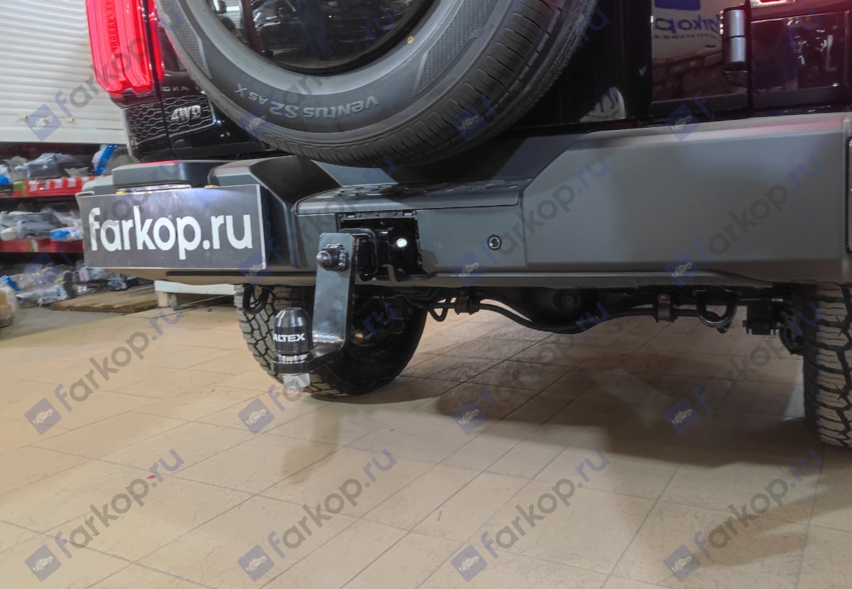 Установили фаркоп TowRus для Tank 300 2022 г.в.